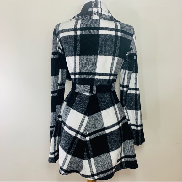 FAVLUX FASHION | Waterfall Jacket Blk White Plaid - Picture 2 of 8